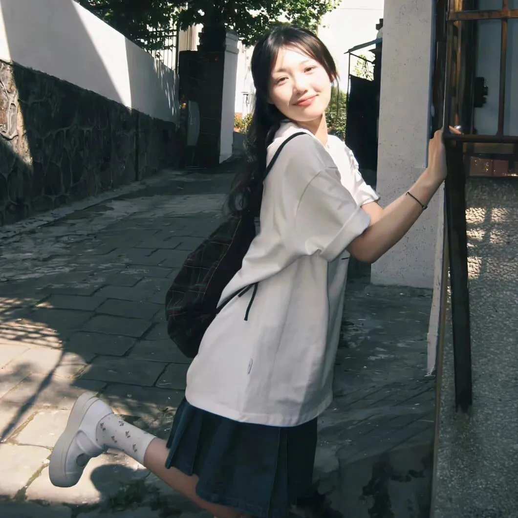 浪蝶嬉春